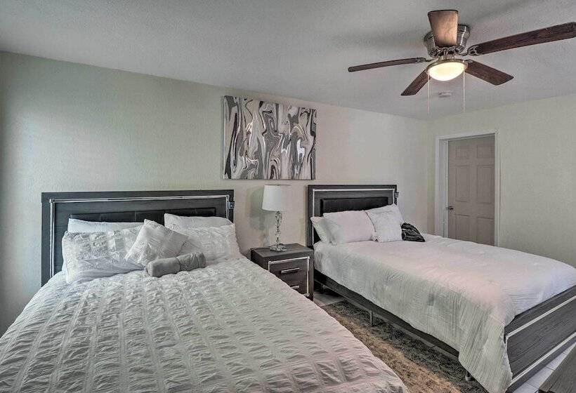 Cozy Key West Beach Cottage: Walk To Beaches!