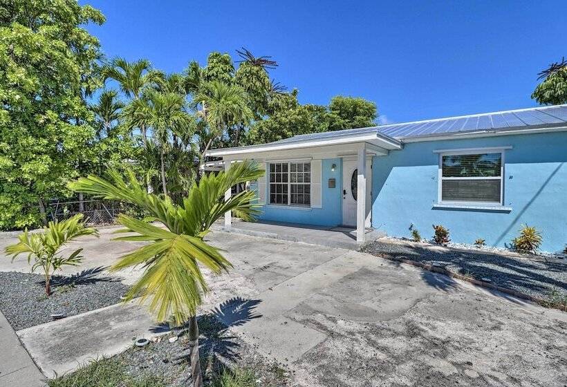 Cozy Key West Beach Cottage: Walk To Beaches!