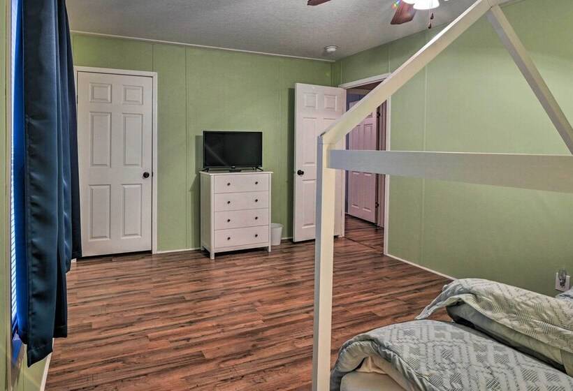 Cozy Murrells Inlet Home ~ 3/4 Mi To Beach!