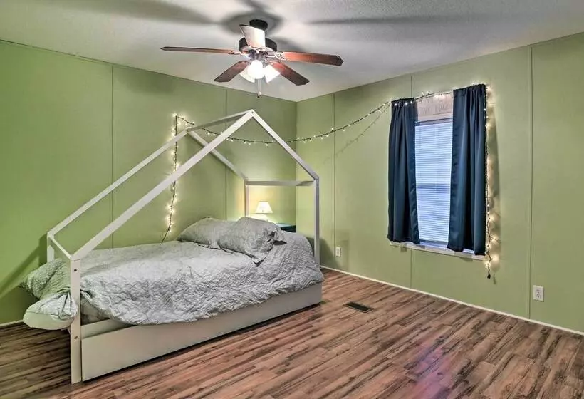Cozy Murrells Inlet Home ~ 3/4 Mi To Beach!