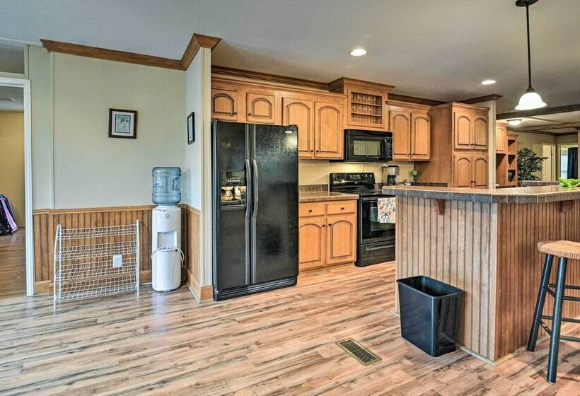 Cozy Murrells Inlet Home ~ 3/4 Mi To Beach!