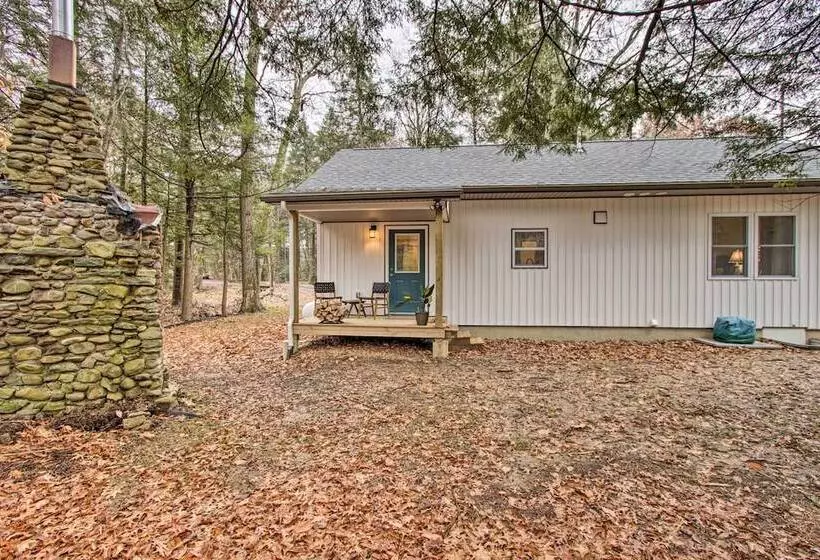 Creekside  Lincoln Lodge  In The Pocono Mtns!