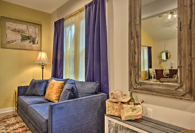 Creekside  Lincoln Lodge  In The Pocono Mtns!