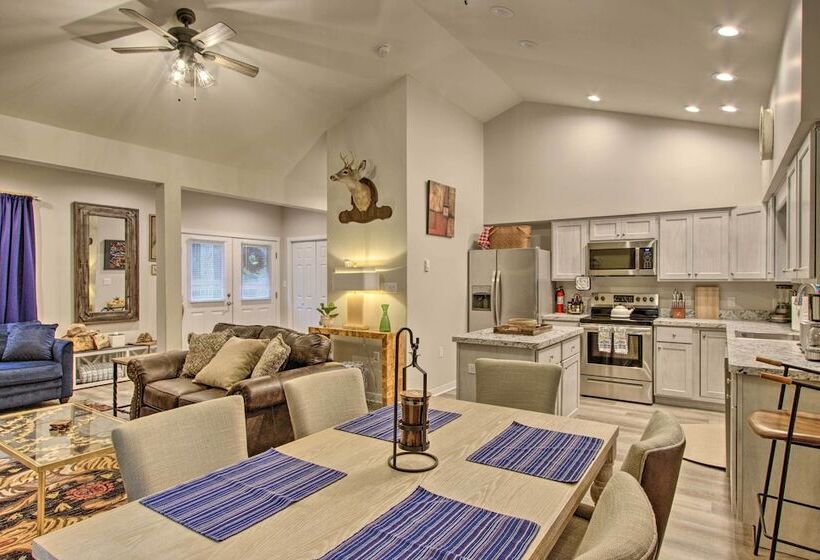 Creekside  Lincoln Lodge  In The Pocono Mtns!