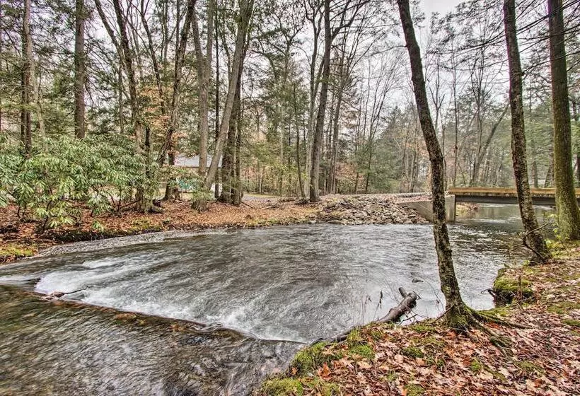 Creekside  Lincoln Lodge  In The Pocono Mtns!
