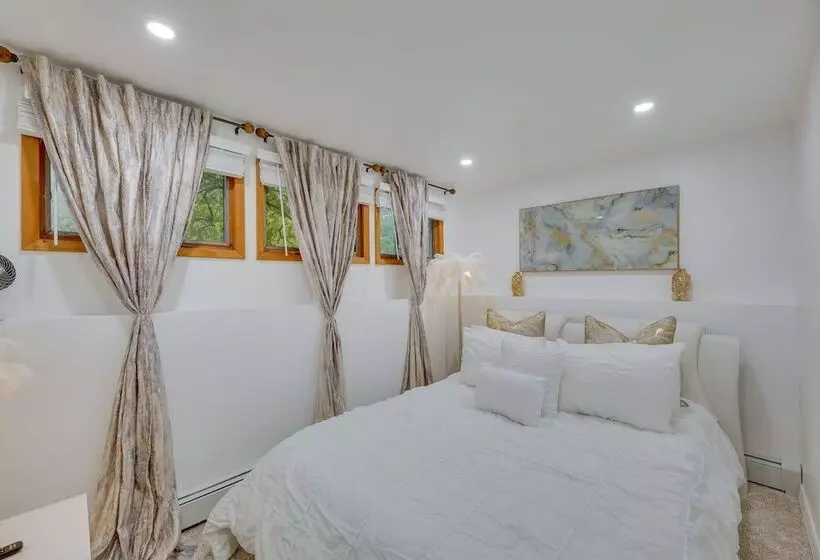 Dreams Of Paradise  Luxury Home W/ Pool!