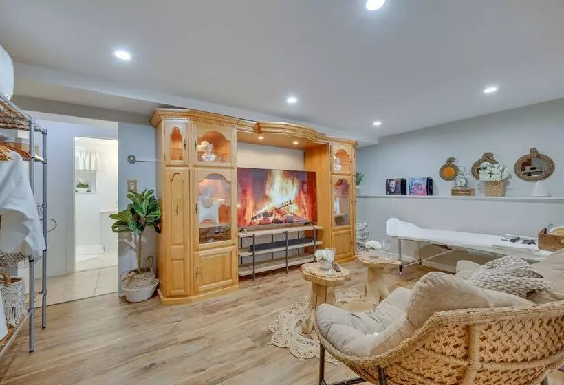 Dreams Of Paradise  Luxury Home W/ Pool!