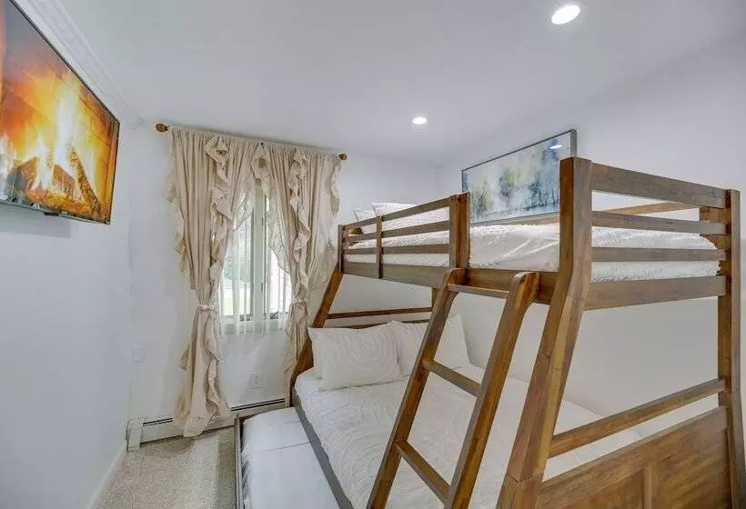 Dreams Of Paradise  Luxury Home W/ Pool!