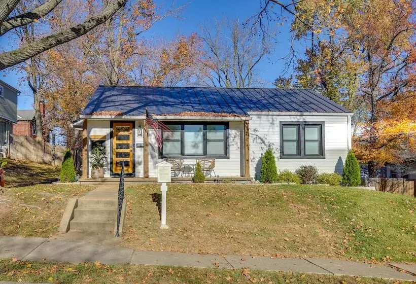 Dreamy St Charles Retreat W/ Furnished Patio!