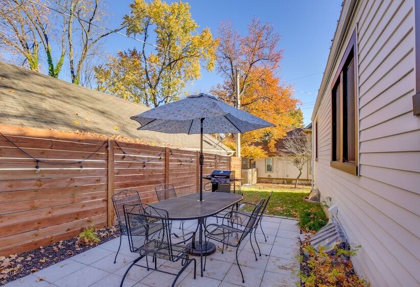 Dreamy St Charles Retreat W/ Furnished Patio!