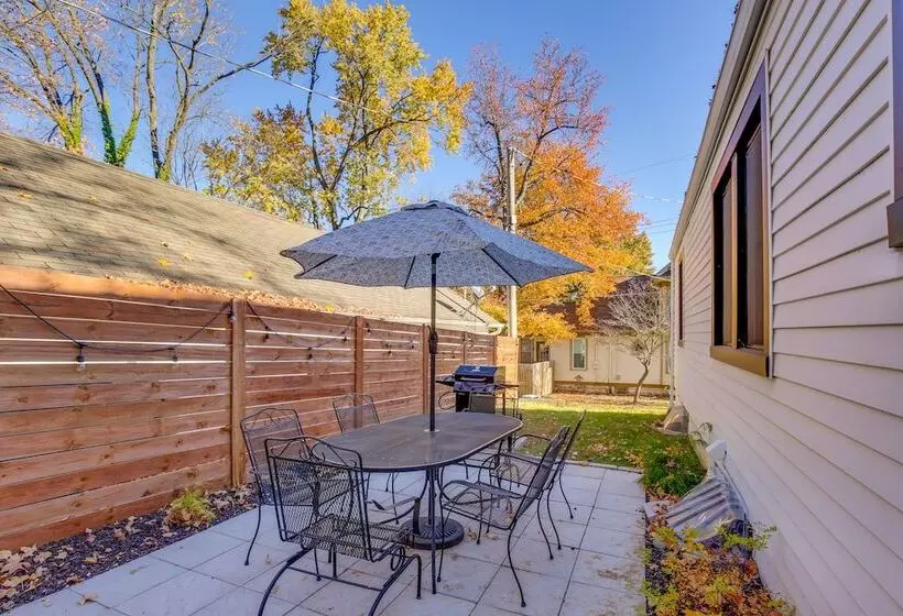 Dreamy St Charles Retreat W/ Furnished Patio!