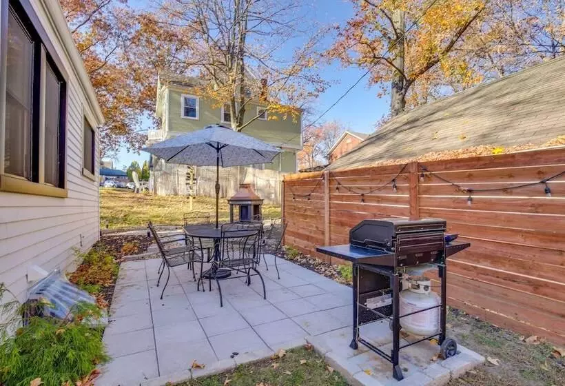 Dreamy St Charles Retreat W/ Furnished Patio!