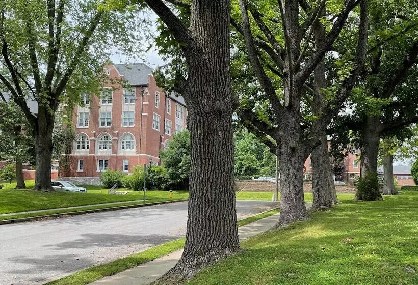 Dreamy St Charles Retreat W/ Furnished Patio!