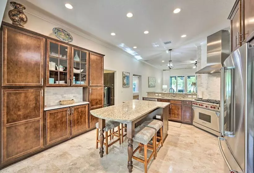 Elegant Fernandina Beach Home: Patio & Fenced Yard