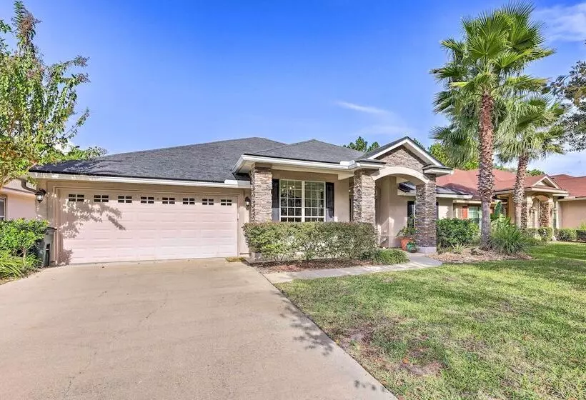 Elegant Fernandina Beach Home: Patio & Fenced Yard
