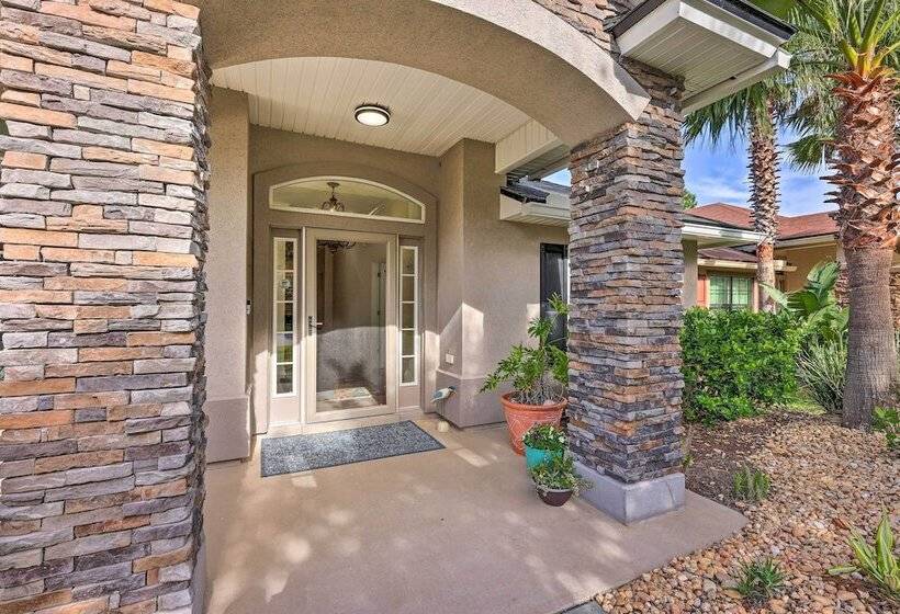 Elegant Fernandina Beach Home: Patio & Fenced Yard