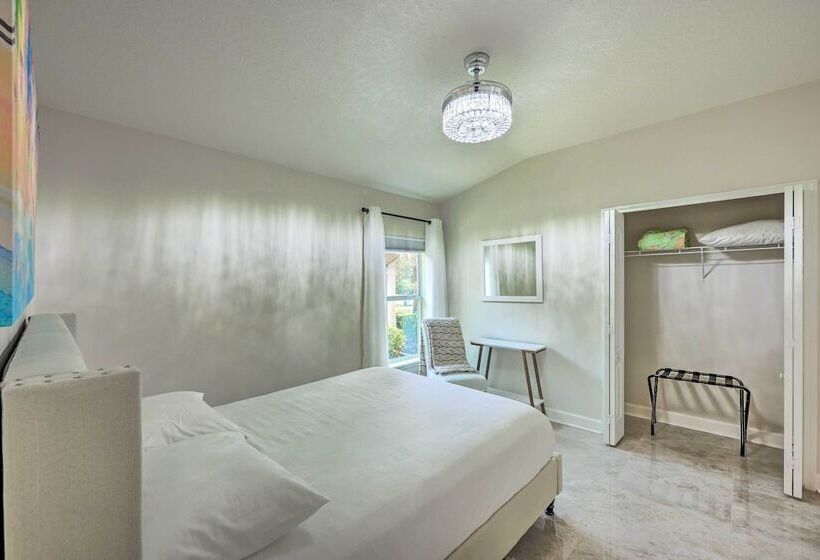 Elegant Fernandina Beach Home: Patio & Fenced Yard