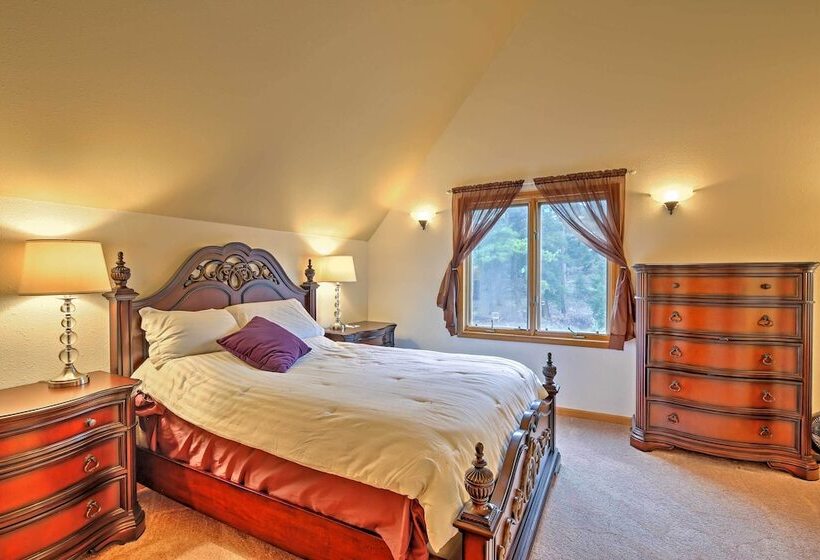 Expansive Hartsel Home W/ Mtn Views Near Hiking