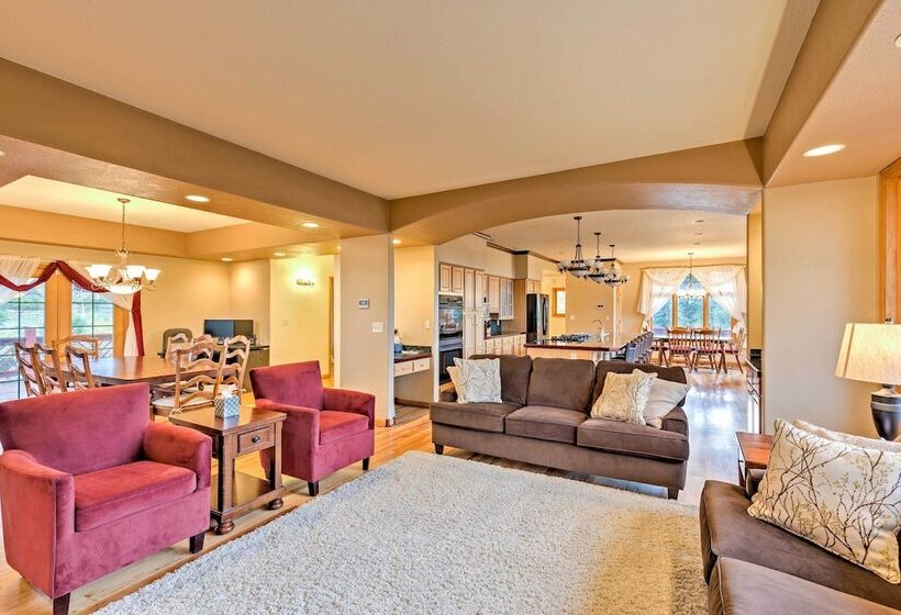 Expansive Hartsel Home W/ Mtn Views Near Hiking