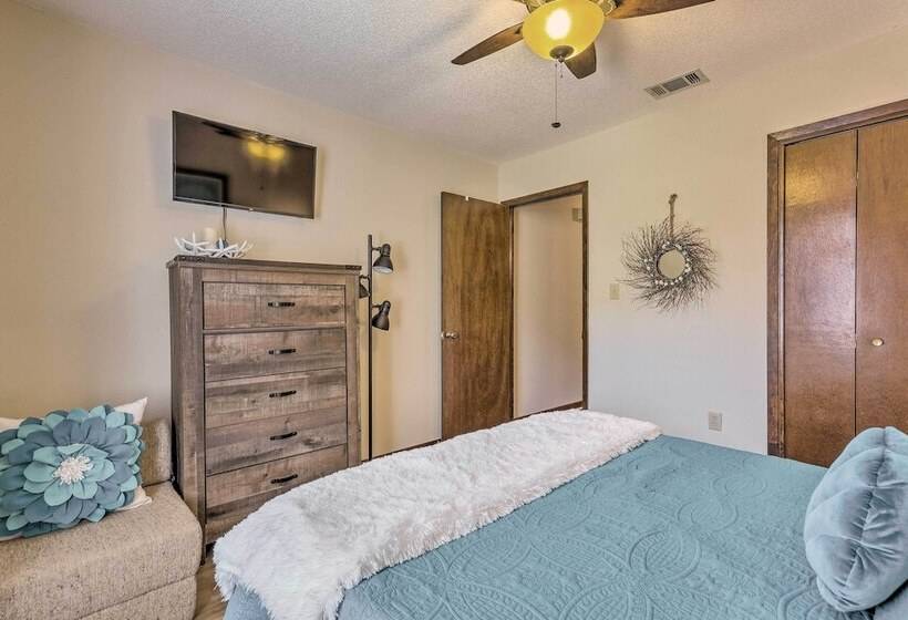 Close To Beaches   Family Friendly Home W/ Pool!