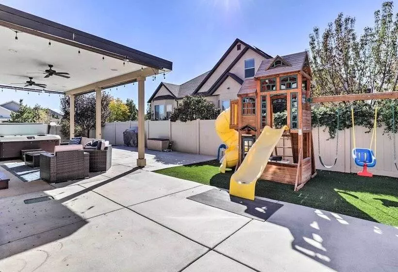 Family Friendly Home W/ Theater, 24 Mi To Slc