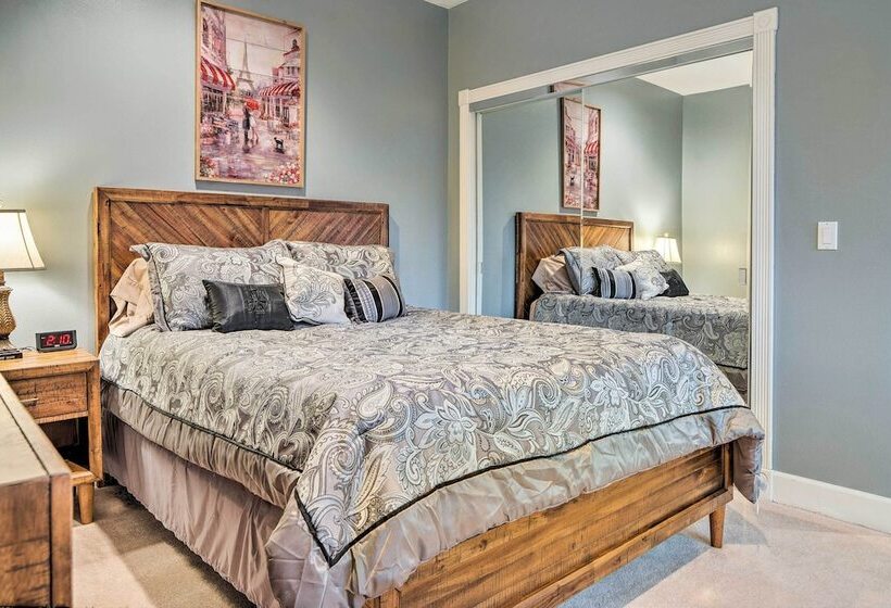 Ketchikan Home: Bay Views, 1/2 Mi To Hiking Trails