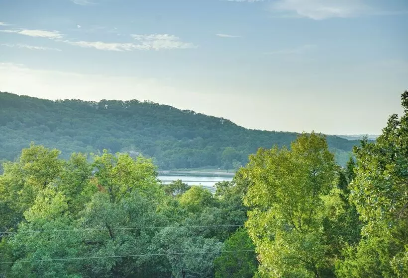 Lake View Home In Blue Eye W/ Hot Tub & Fire Pit!