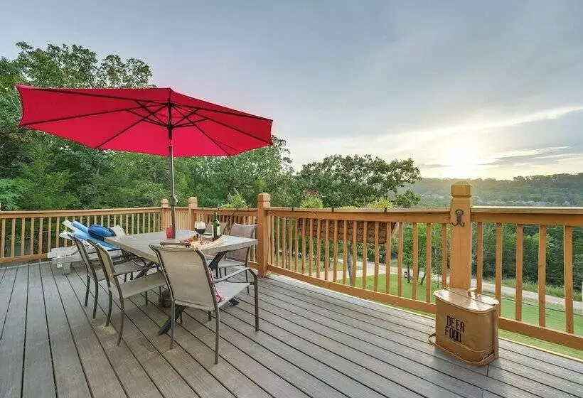 Lake View Home In Blue Eye W/ Hot Tub & Fire Pit!