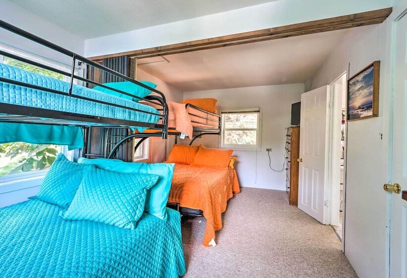 Lakefront Family Retreat W/ Boat Slip & Dock!