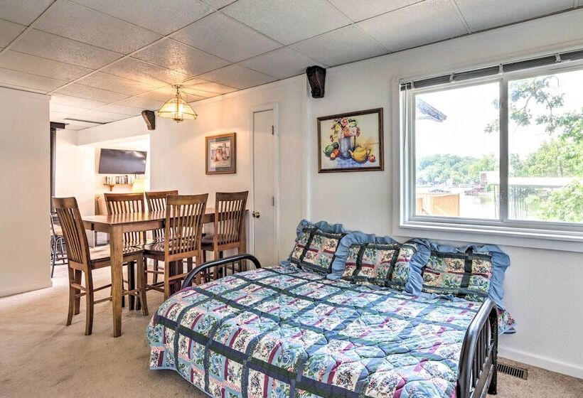 Lakefront Family Retreat W/ Boat Slip & Dock!