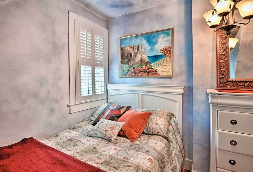 Lakefront Florida Retreat Pool Table & Boat Dock