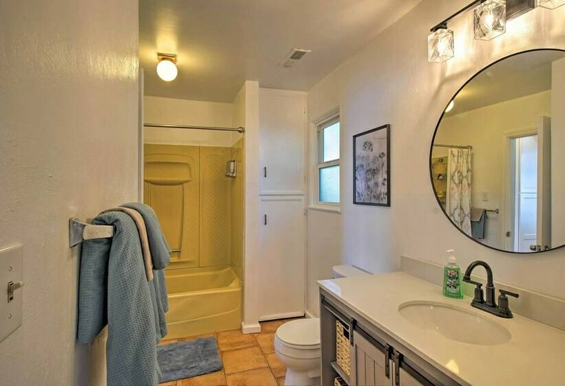 Lakefront Sanctuary W/ Mount Konocti Views