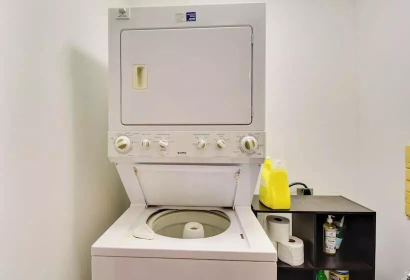 Lakefront Westminster Retreat W/ Boat Dock!