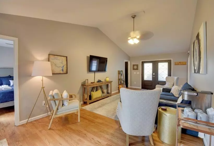 Lakefront Westminster Retreat W/ Boat Dock!