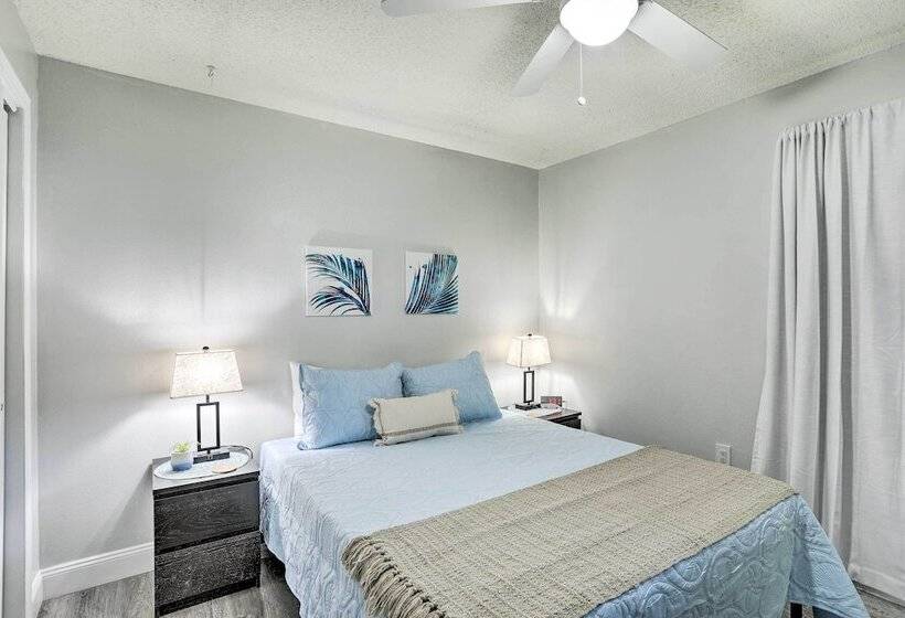 Largo Oasis W/ Pool & Grill: 10 Min To Beach!