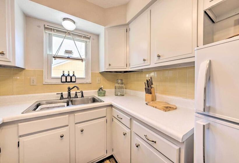 Historic Marthasville Home W/ Shared Amenities!