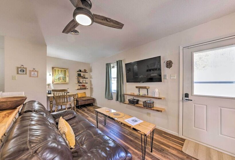 Historic Marthasville Home W/ Shared Amenities!