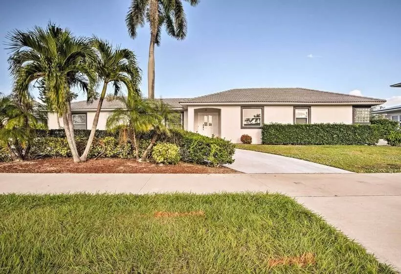 Marco Island Home W/ Pool Near Tigertail Beach!