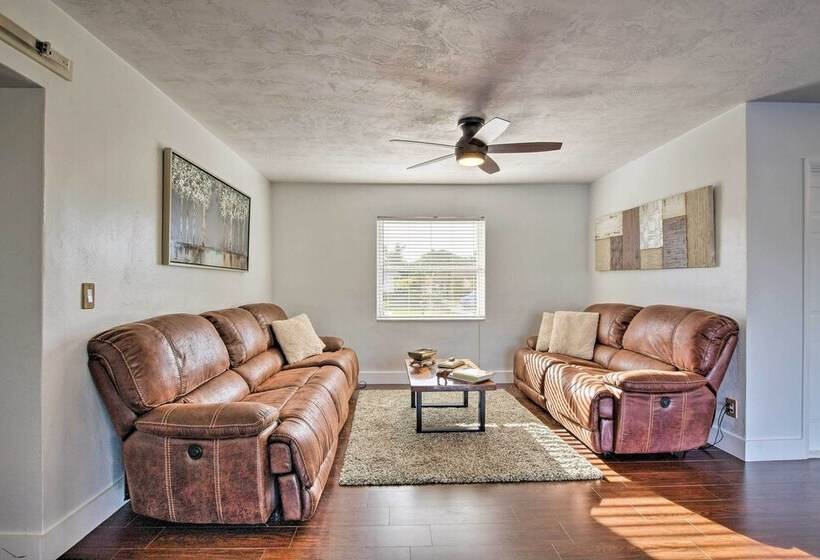 Marco Island Home W/ Pool Near Tigertail Beach!