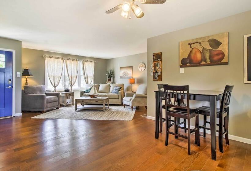 Modern Abode W/ Patio ~ 1 Mi To Stockton Lake!