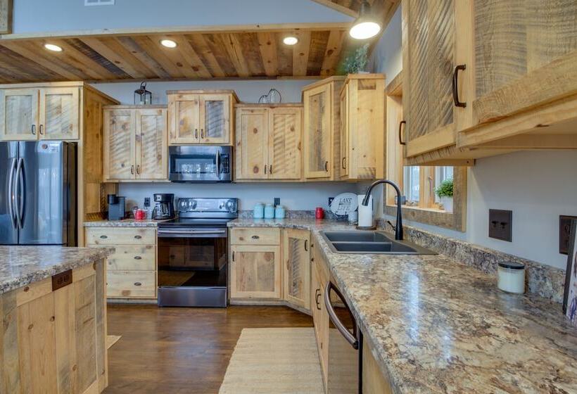 Modern Lakeside Chalet On Crow Wing Chain W/ Dock!