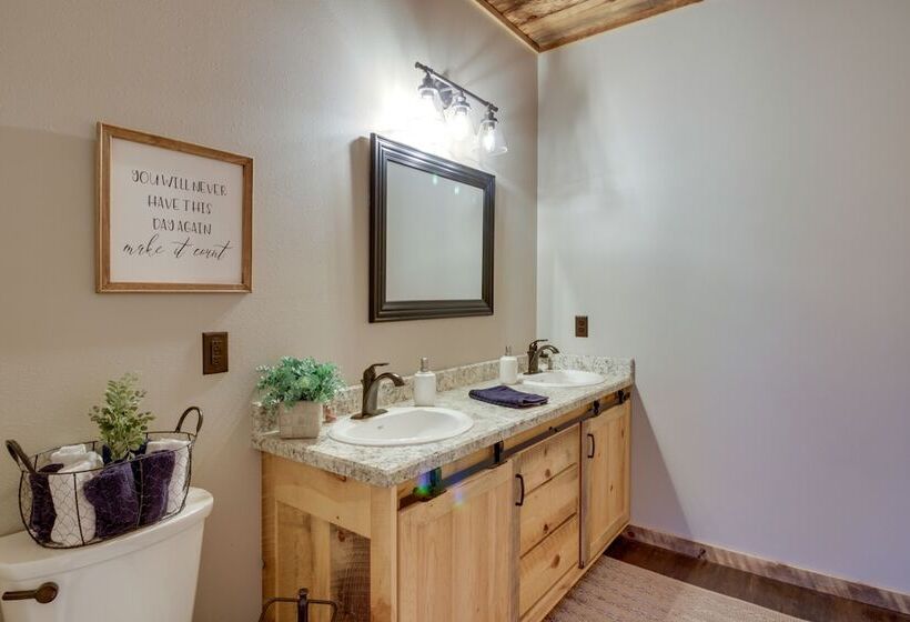 Modern Lakeside Chalet On Crow Wing Chain W/ Dock!