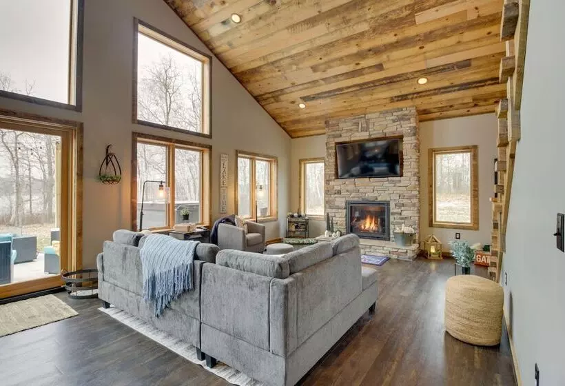 Modern Lakeside Chalet On Crow Wing Chain W/ Dock!