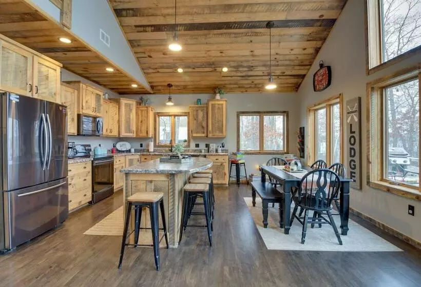 Modern Lakeside Chalet On Crow Wing Chain W/ Dock!