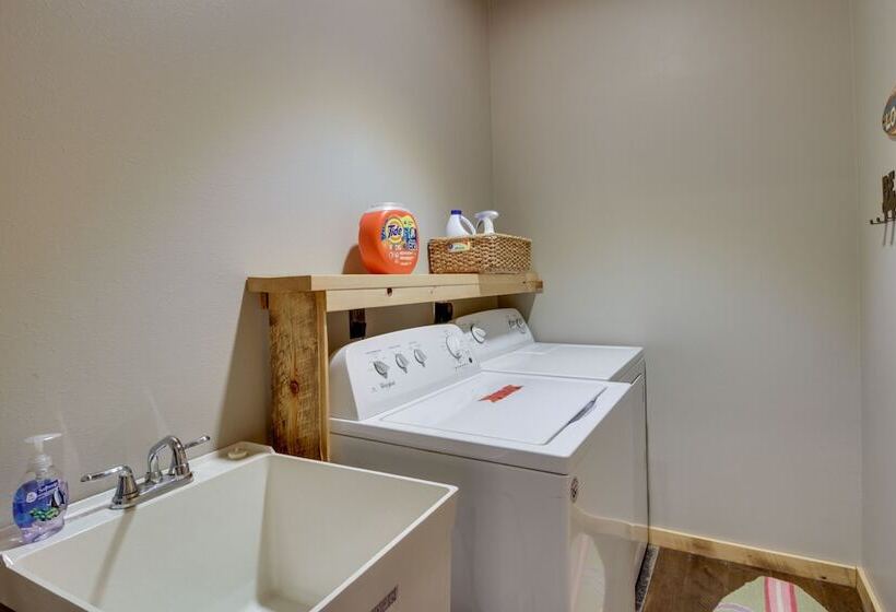 Modern Lakeside Chalet On Crow Wing Chain W/ Dock!