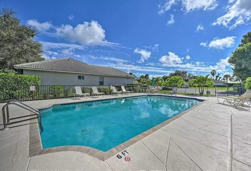 Modern Naples Home W/ Amenity Access!