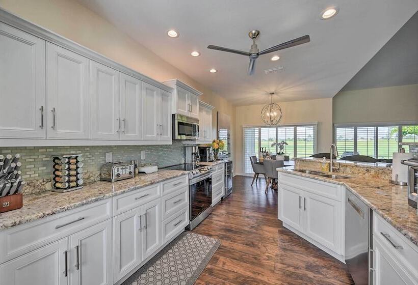 Modern Naples Home W/ Amenity Access!