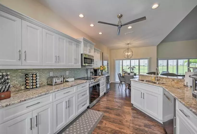 Modern Naples Home W/ Amenity Access!