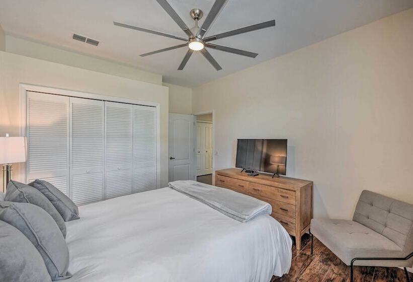 Modern Naples Home W/ Amenity Access!