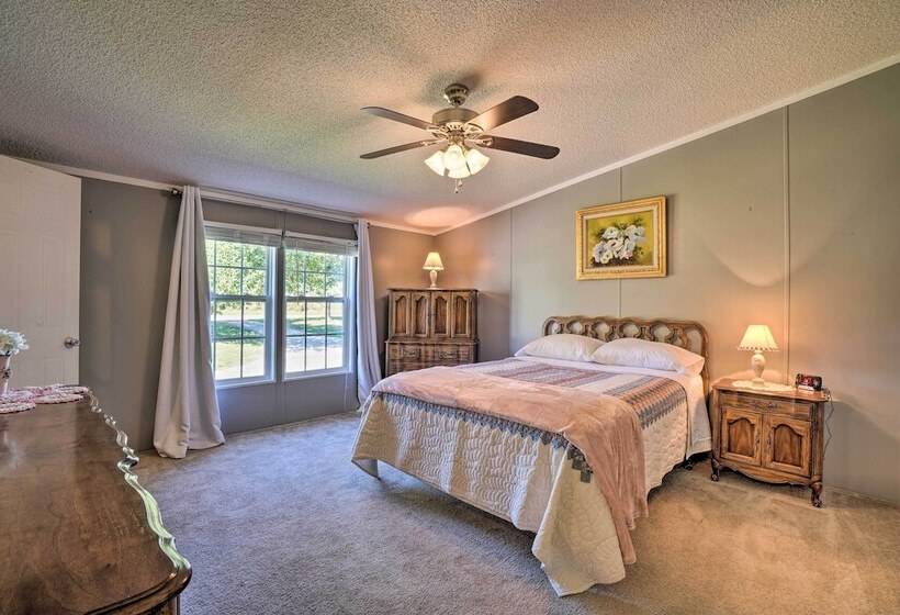 Monett Family Ranch Home W/ Fireplace & Huge Deck!